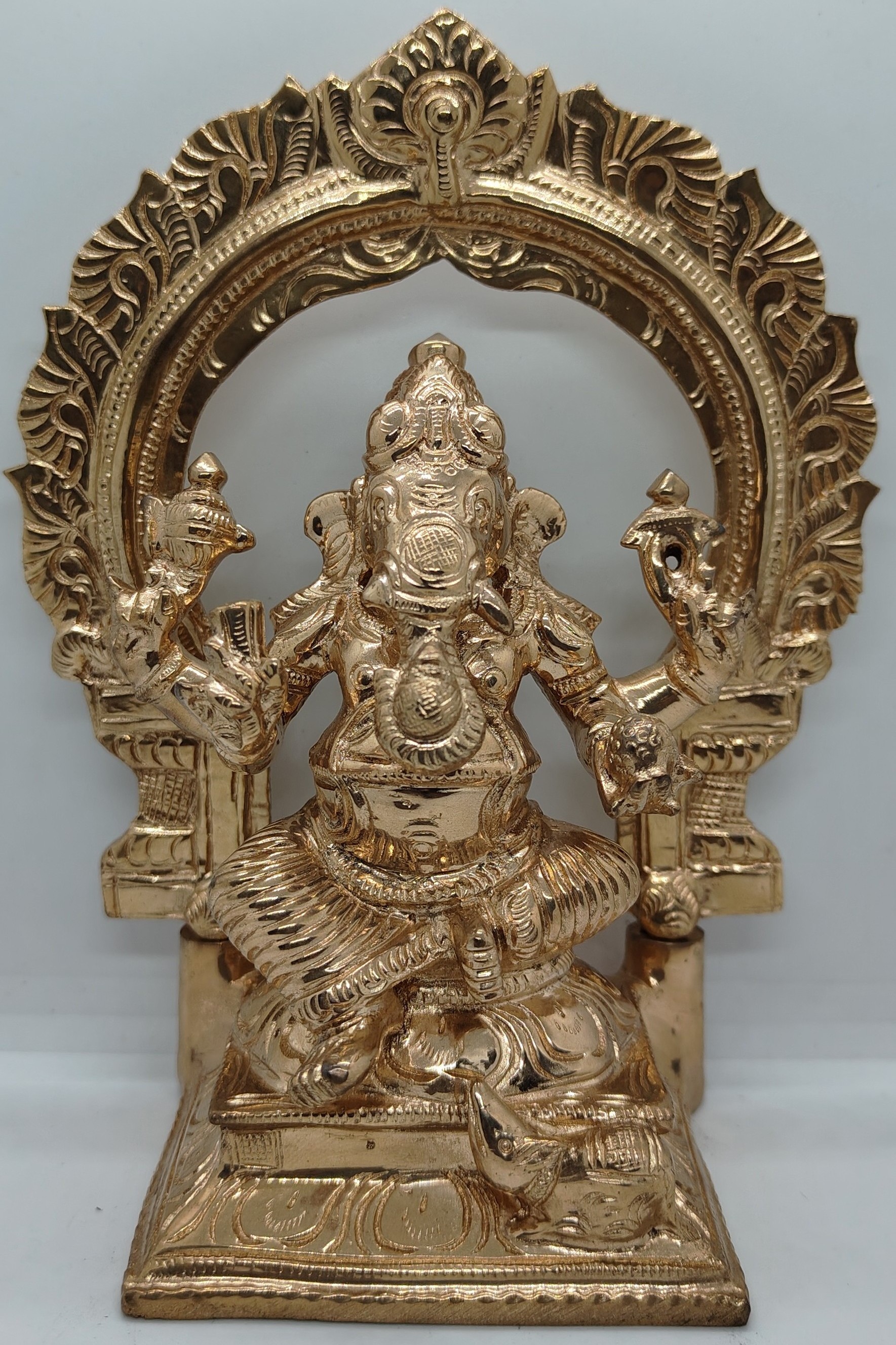 Divine Bija Ganesha with Arch 7 inches Panchalogam Id4 #5/25